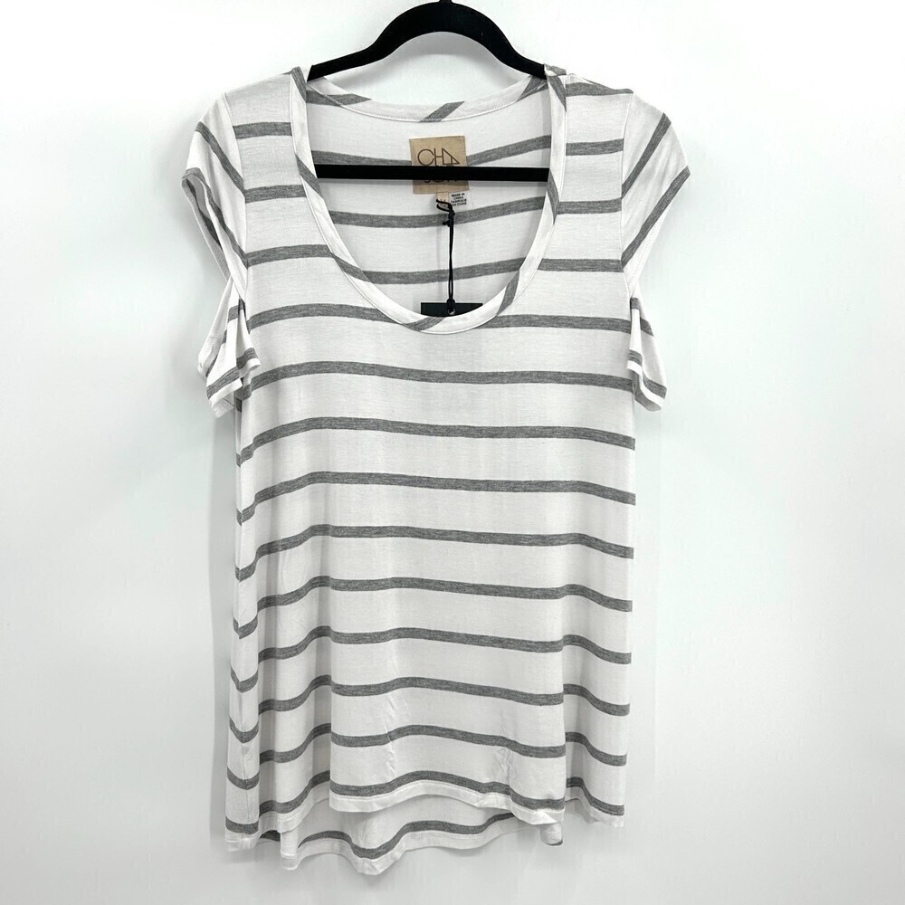 NWT CHASER White Gray Striped Ruched Cold Shoulder Cut Out Scoop Neck Tee Medium